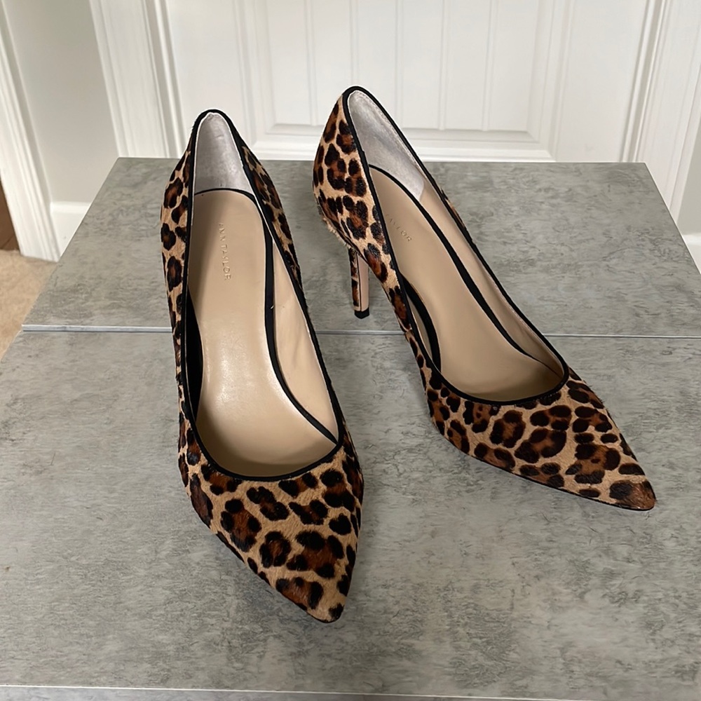 Mae Haircalf and leather pumps
